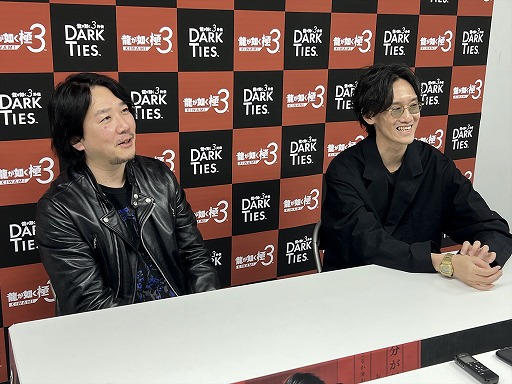 画像ギャラリー No.012のサムネイル画像 / 「龍が如く 極3 / 3外伝 Dark Ties」サイン会&体験会を秋葉原で開催。熱量の高いファンが足を運び,会場に桐生一馬のカラオケが響いた