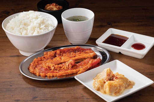 画像ギャラリー No.015のサムネイル画像 / 「龍が如く 極3 / 龍が如く3外伝 Dark Ties」×「焼肉ライク」コラボを2月3日に開始。新宿歌舞伎町店が期間限定で「神室町昭和通り店」に