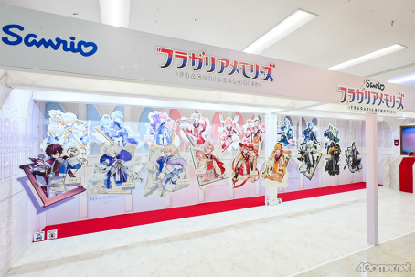 画像ギャラリー No.001のサムネイル画像 / “3大発表”と主（ロード）“ハローキティ”の登場に大興奮！　「フラガリアメモリーズ」AGF2025 噴水広場ステージレポート