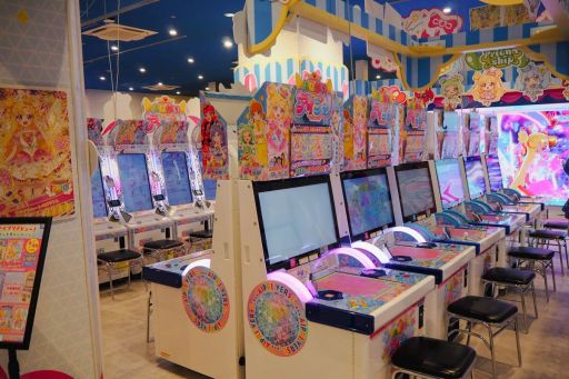 画像ギャラリー No.001のサムネイル画像 / 「おねがいアイプリ」と「アイプリバース」が楽しめる「アイプリバズリウムパーク」，東京・池袋にオープン。アイプリランウェイが最高すぎた