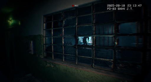 画像ギャラリー No.004のサムネイル画像 / ホラーアクション「It Reaches」，2026年第2四半期中にリリース。廃病院を舞台に，警官のボディカメラ視点で繰り広げられる悪夢を体験する