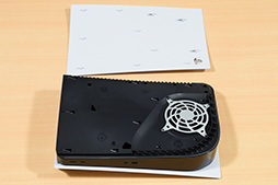 画像ギャラリー No.003のサムネイル画像 / 「PlayStation 5」分解レポート。ソニーらしいこだわりに満ちた設計を，実機をバラして改めて確認してみた