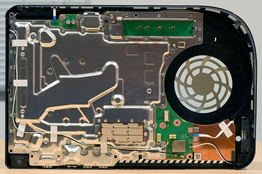 画像ギャラリー No.016のサムネイル画像 / 「PlayStation 5」分解レポート。ソニーらしいこだわりに満ちた設計を，実機をバラして改めて確認してみた