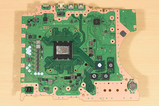 画像ギャラリー No.020のサムネイル画像 / 「PlayStation 5」分解レポート。ソニーらしいこだわりに満ちた設計を，実機をバラして改めて確認してみた
