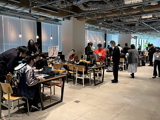 画像ギャラリー No.028のサムネイル画像 / 作り手が作り手のゲームを遊び，情報を共有し合う1日――100人近くの個人開発者が集ったクローズドイベント「ゲムダンもくもく百宴祭」密着レポ