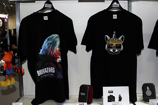 画像ギャラリー No.004のサムネイル画像 / 物販エリアでグッときた魅惑のゲームTシャツを大紹介！　一目で分かる大胆なデザインからマニアックな柄まで勢揃い［TGS2025］