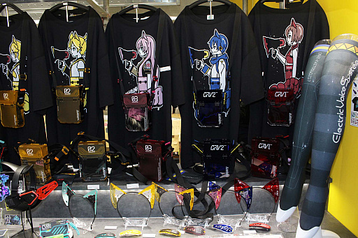 画像ギャラリー No.012のサムネイル画像 / ゲーム機器のパーツをグッズやアクセサリーに融合させたアイテムを製造・販売する「中央町戦術工芸」がTGSに出展。尖ったゲームファンに刺さる魅惑のアイテムを揃える［TGS2025］