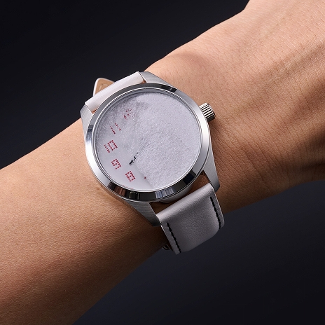 画像ギャラリー No.011のサムネイル画像 / 「HUNTER×HUNTER」から「ゲンスルーのサングラス」が解放(リリース)。「光るヒソカ」「モチモチの木Tシャツ」などを手掛けた担当者の新作