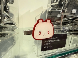 画像ギャラリー No.021のサムネイル画像 / K-POPバーチャルアイドル「PLAVE」日本公演記念ポップアップストアを現地レポート。フォトスペースの仕掛けや限定グッズをチェック！