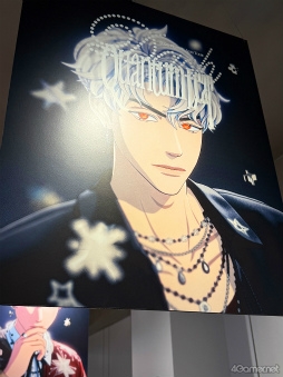 画像ギャラリー No.036のサムネイル画像 / K-POPバーチャルアイドル「PLAVE」日本公演記念ポップアップストアを現地レポート。フォトスペースの仕掛けや限定グッズをチェック！