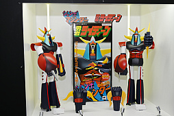 画像ギャラリー No.041のサムネイル画像 / アストロボット＆デュアルスピーダーの超合金も展示されている「TAMASHII NATION 2025」レポート。「ゼンゼロ」や「メタファー」の商品も