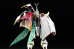 画像ギャラリー No.027のサムネイル画像 / ［レビュー］「METAL BUILD DRAGON SCALE サーバイン（白き秘宝）」ファンタジックで生体感のあるディテールが，唯一無二の存在感