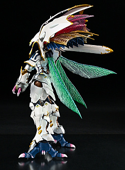 画像ギャラリー No.031のサムネイル画像 / ［レビュー］「METAL BUILD DRAGON SCALE サーバイン（白き秘宝）」ファンタジックで生体感のあるディテールが，唯一無二の存在感