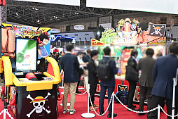 画像ギャラリー No.012のサムネイル画像 / 「アミューズメント エキスポ 2025」レポート。60周年を迎えたクレーンゲームは大人気，それに合わせて会場の雰囲気も様変わり