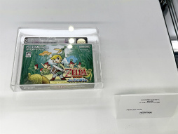 画像ギャラリー No.001のサムネイル画像 / 予想落札額およそ117万――東京コミコン2025で見た，未開封ゲームの世界が思った以上に興味深かった