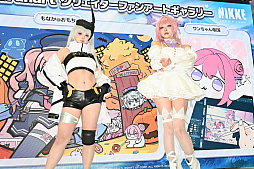 画像ギャラリー No.002のサムネイル画像 / 「コミックマーケット107」レポ。「NIKKE」や「ステラソラ」「ブラウンダスト2」などのブースで公式コスプレイヤーを撮影してきた