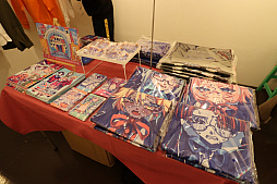 画像ギャラリー No.016のサムネイル画像 / じゃむさんっぽいど氏の個展「じゃむじゃむらんど-ひとり同人誌即売会」へ突撃！　ゲームキャラの彼シャツを実際に嗅ぐ体験が新鮮すぎる