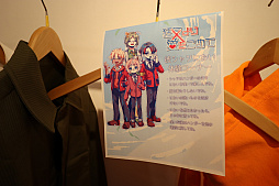 画像ギャラリー No.019のサムネイル画像 / じゃむさんっぽいど氏の個展「じゃむじゃむらんど-ひとり同人誌即売会」へ突撃！　ゲームキャラの彼シャツを実際に嗅ぐ体験が新鮮すぎる