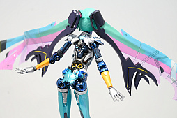 画像ギャラリー No.017のサムネイル画像 / 初音ミクがメカっぽくなって合金可動フィギュアに。本日から秋葉原で開催されている「METAL BUILD EXPO」をレポート