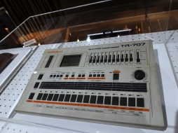 ���������꡼ No.009�Υ���ͥ������ / �����ശ�Фǲ��򽸤ᡤ�ؤӡ��դǤ�ͷ�֡����ڤ��ơ��ޤ��θ������٥�ȡ�DigiWave POP UP 2025�ס���ë��404 Not Found�ǳ�����