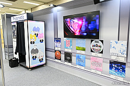 画像ギャラリー No.007のサムネイル画像 / PLAVEがAGF2025を彩る！　スケールアップしたブースと，ライブ会場のような熱気に包まれた噴水広場ステージをレポート