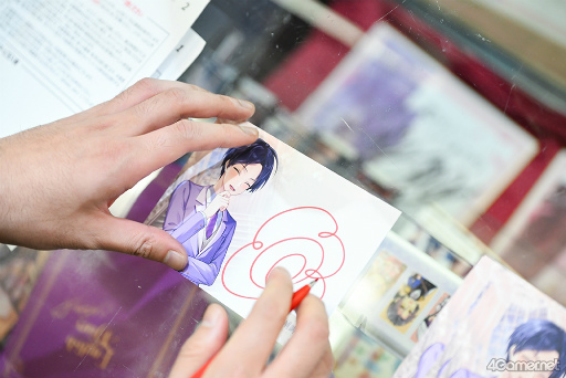 画像ギャラリー No.004のサムネイル画像 / 岩中睦樹さん，堂島颯人さん，豊島聖人さんが“はなまる”をお届け！ 「補講男子」“はなまるお渡し会”レポート＆キャストインタビュー