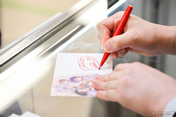 画像ギャラリー No.005のサムネイル画像 / 岩中睦樹さん，堂島颯人さん，豊島聖人さんが“はなまる”をお届け！ 「補講男子」“はなまるお渡し会”レポート＆キャストインタビュー