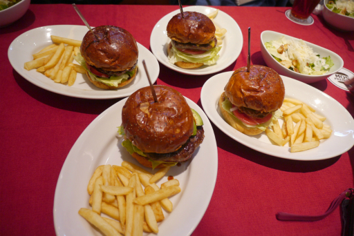 画像ギャラリー No.021のサムネイル画像 / モスプレミアムの店舗で謎解きゲームを楽しめる。イベント「モスプレミアムシアター　〜トラベリン家の言い伝え〜」先行体験レポート