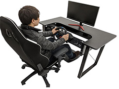 ゲーマー向けデスク「ARCdesk mini」の一般向け販売が始まる。ステアリングコントローラとキーボードをワンタッチで切り替え