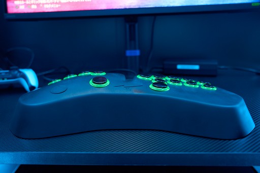 画像ギャラリー No.004のサムネイル画像 / ミズノがeスポーツギアに本格参戦。まずはレバーレスやゲーミングチェアなどを参考出展，SF6とのコラボも発表［TGS2025］