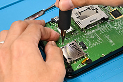 画像ギャラリー No.025のサムネイル画像 / 壊れたゲーム機器を,ご近所で直す選択肢――今まであんまり目に入ってなかった「ゲームホスピタル」で修理してもらった