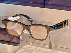 AI�����Ƥ���ʪ�򶵤��Ƥ�������ϥ��ޡ��ȥ��饹��Rokid AI���ޡ��ȥ��饹�פι������䤬2��26����������