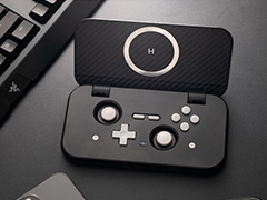 マグネットでスマホを固定する折り畳み式コントローラ「Haykkim」，Kickstarterでクラウドファンディング開始