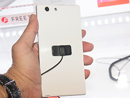 画像集 No.015のサムネイル画像 / FREETEL,Windows 10 Mobile搭載スマートフォン「KATANA」シリーズを発表。OSリリース後に最速での発売を目指す