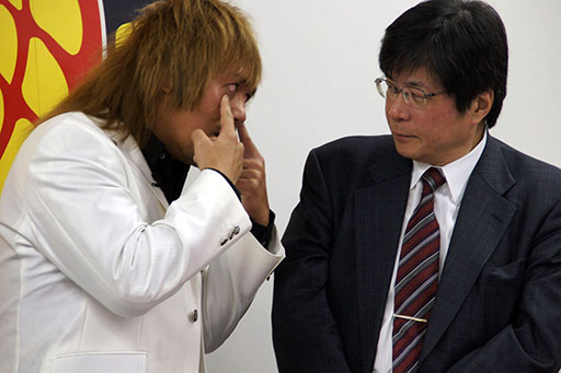 画像ギャラリー No.008のサムネイル画像 / 必要なパートナーは,もっとも新日本プロレスを愛するゲーム会社。“ブシモ×新日本プロレス”合同記者会見の模様をレポート