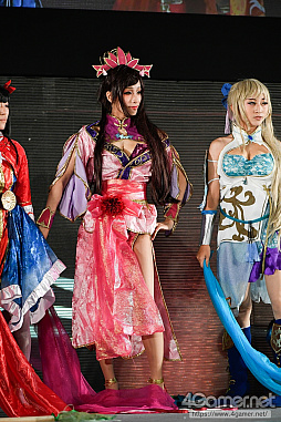  No.124Υͥ / TGS 2018ϡCosplay Collection NightץեȥݡȡफȴФƤΤ褦ʥץ쥤䡼αѤå