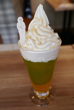 画像集 No.027のサムネイル画像 / カプコンカフェ,「劇場版 SPY×FAMILY CODE: White」コラボ試食会レポート。可愛らしいグッズと趣向を凝らしたメニューがファンをお出迎え