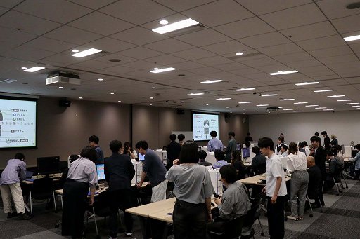 画像ギャラリー No.007のサムネイル画像 / スクウェア・エニックスのゲーム開発研修の実態。新入社員の作ったゲームを,社長と著名クリエイター陣が直々に,忖度なく講評する場にお邪魔してきた