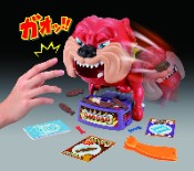 画像ギャラリー No.011のサムネイル画像 / ブタ型ラケットの鼻息で羽根を飛ばし合う。スポーツ系アクションゲーム「ブタミントン」，4月中旬に発売